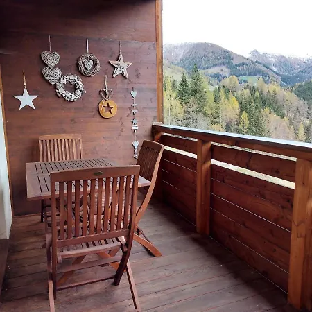 Rosie Design - Charming Near Slopes