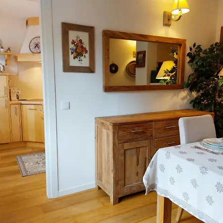 Rosie Design - Charming Near Slopes *