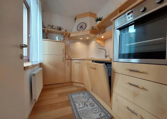 Rosie Design - Charming Near Slopes דירה באד קליניקירשהיים